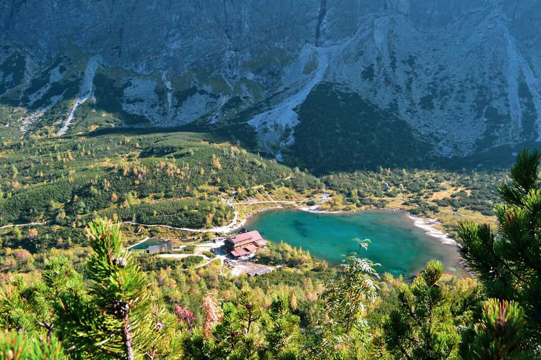 Chata pri Zelenom plese a Zelené pleso - Autor Nora Kiraly