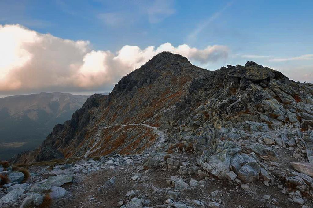Veľká Svišťovka a Belianske Tatry - Autor Dominika Brezničanová