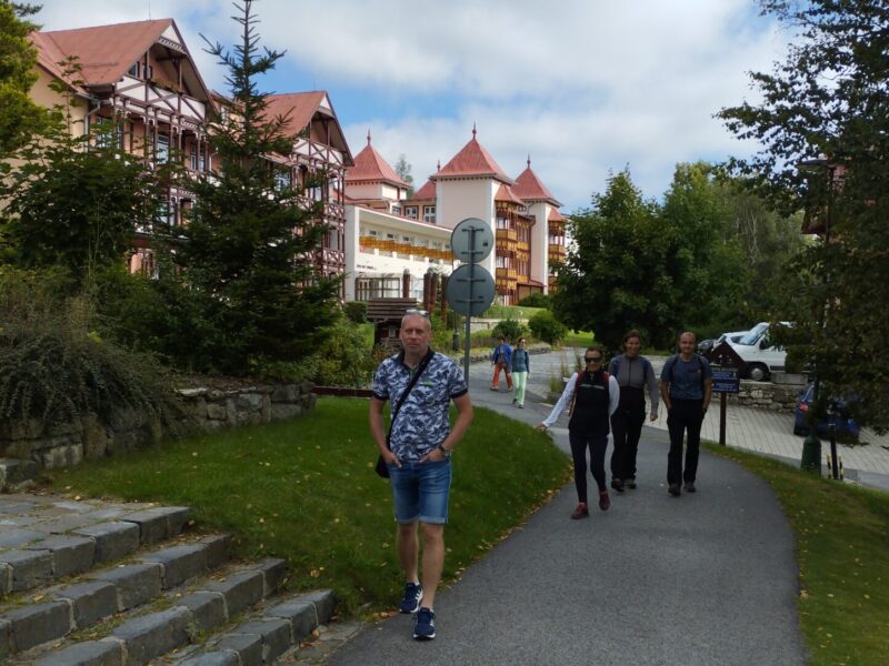 PUTOVANIE ZA HISTÓRIOU REGIÓNU VYSOKÉ TATRY  – NOVÝ SMOKOVEC