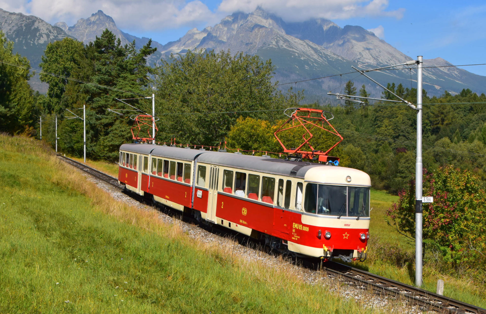 Jazda historickou električkou 1. a 8. mája