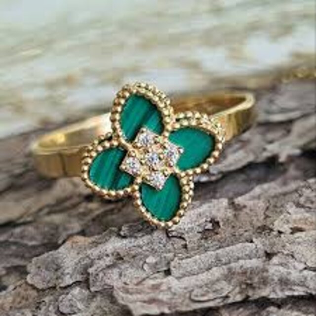 Prsteň prianí/ divadlo Cililing