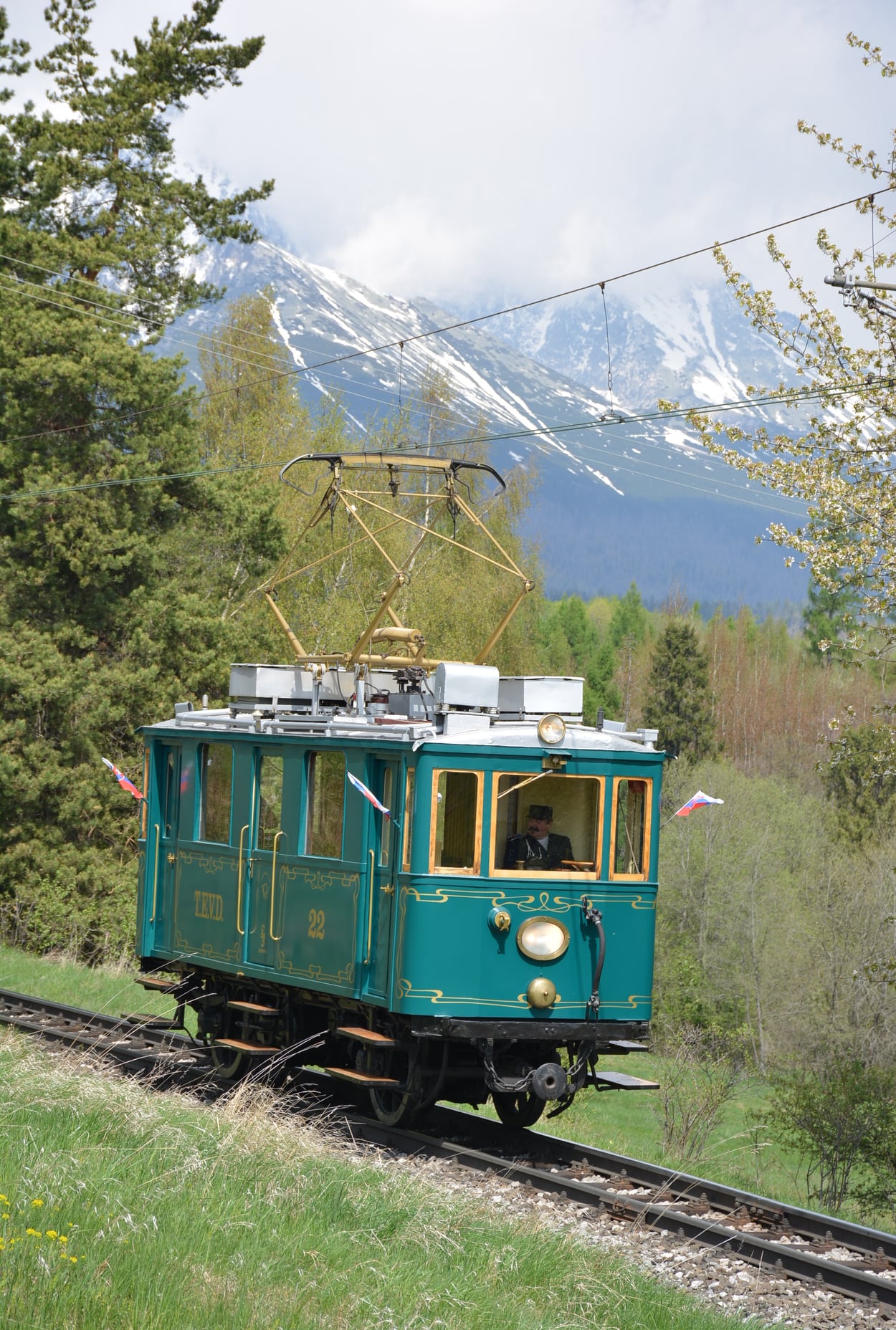 Jazda historickou Kométou 1. a 8. mája